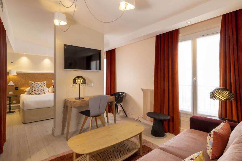 Elysées 8 - Chambre