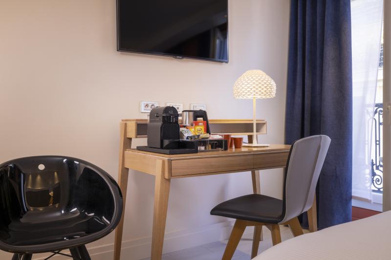 Elysées 8 - Chambre